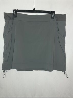 Like New Columbia Ruched All Seasons Skort